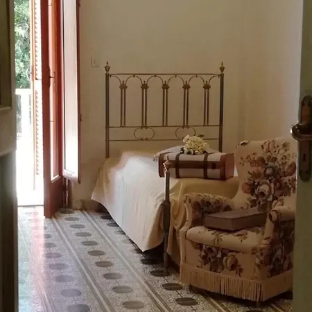 Apartmán Lucia 1 Fronte Mare *